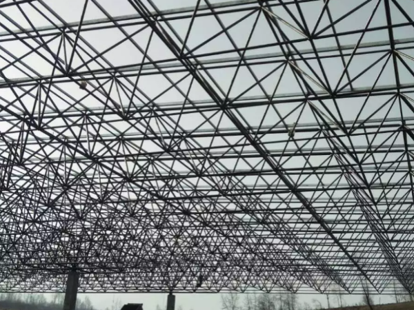 孝感螺栓球网架